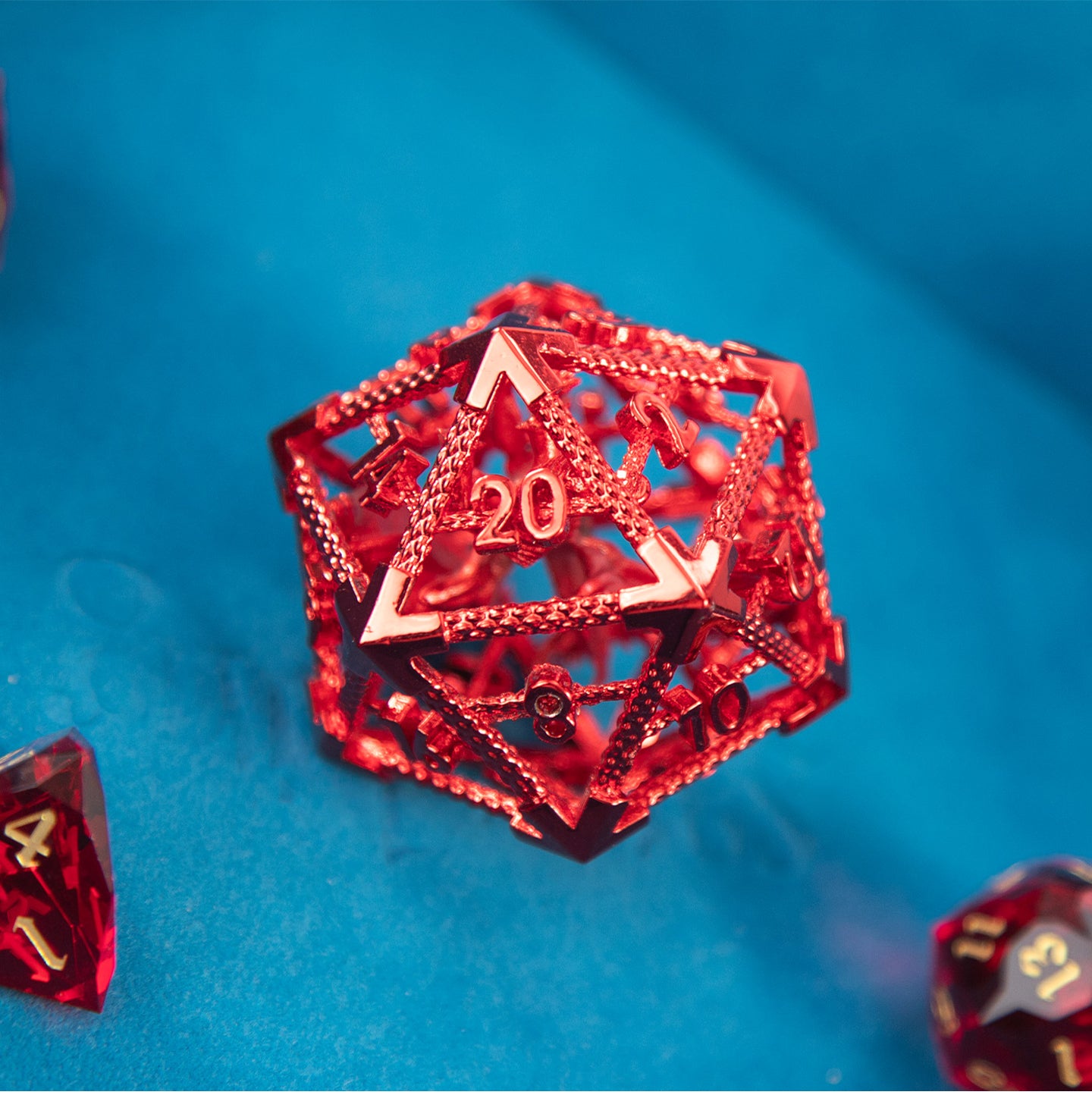 Dragonbreath Ember D20 — 41 mm