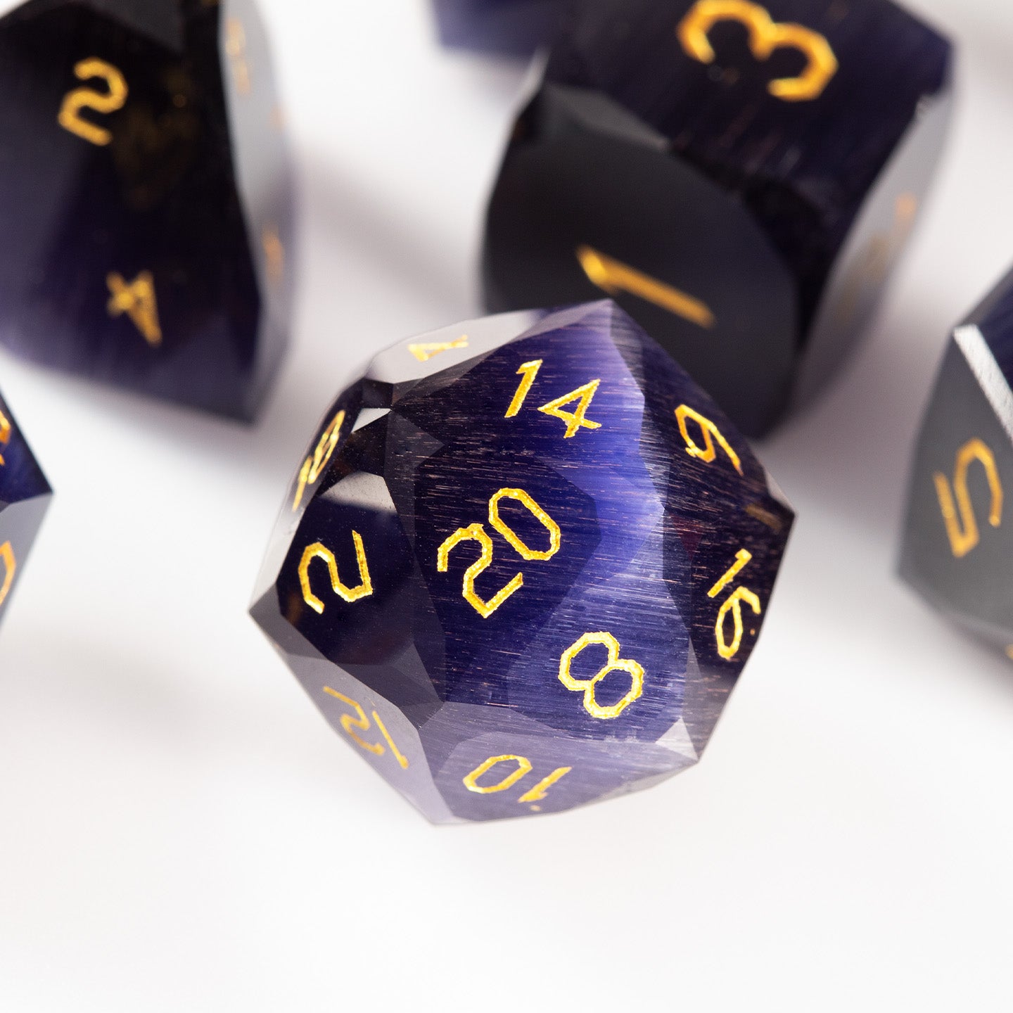 Purple Orchid Cat’s Eye Crystal Diamond-Cut 7-Piece Dice Set