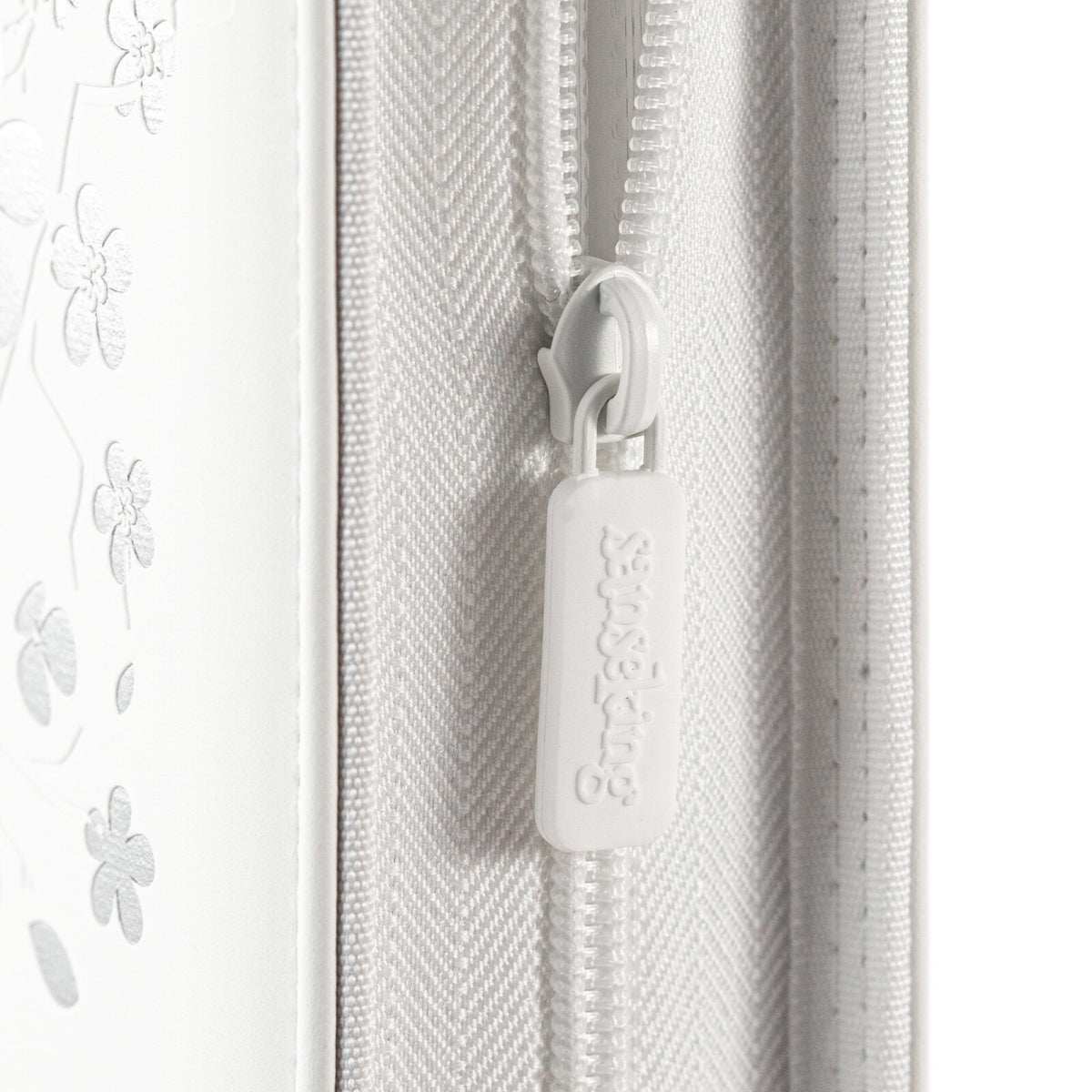 SAKURA Art Series Card Binder - White