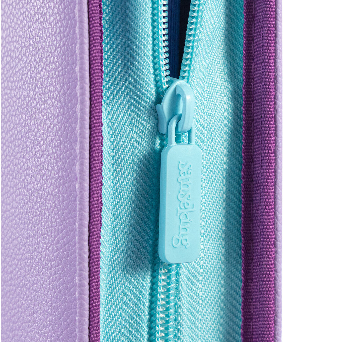 AXIS-06 4/9/12-Pocket Purple Trading Card Binder