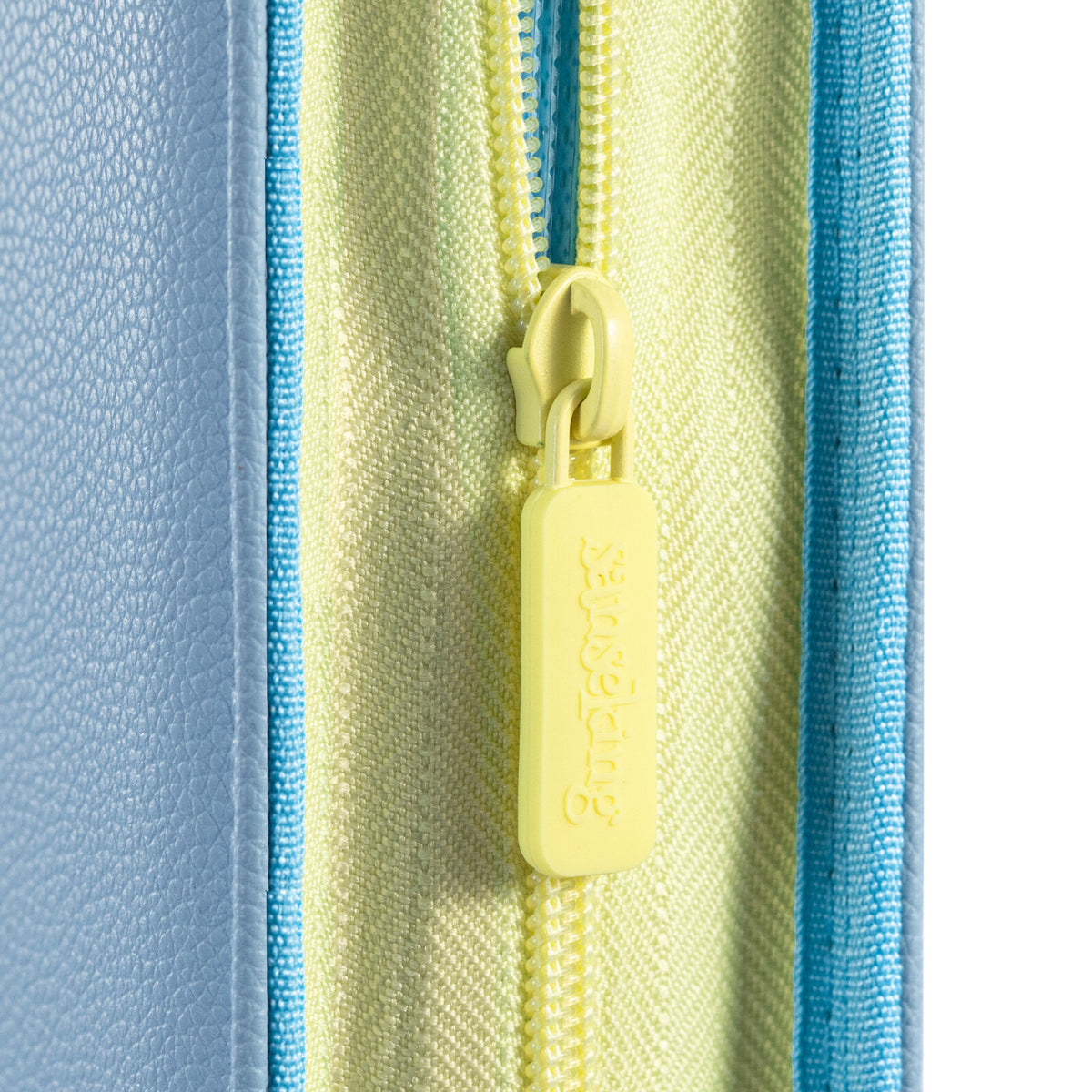AXIS-06 4/9/12-Pocket Blue Trading Card Binder
