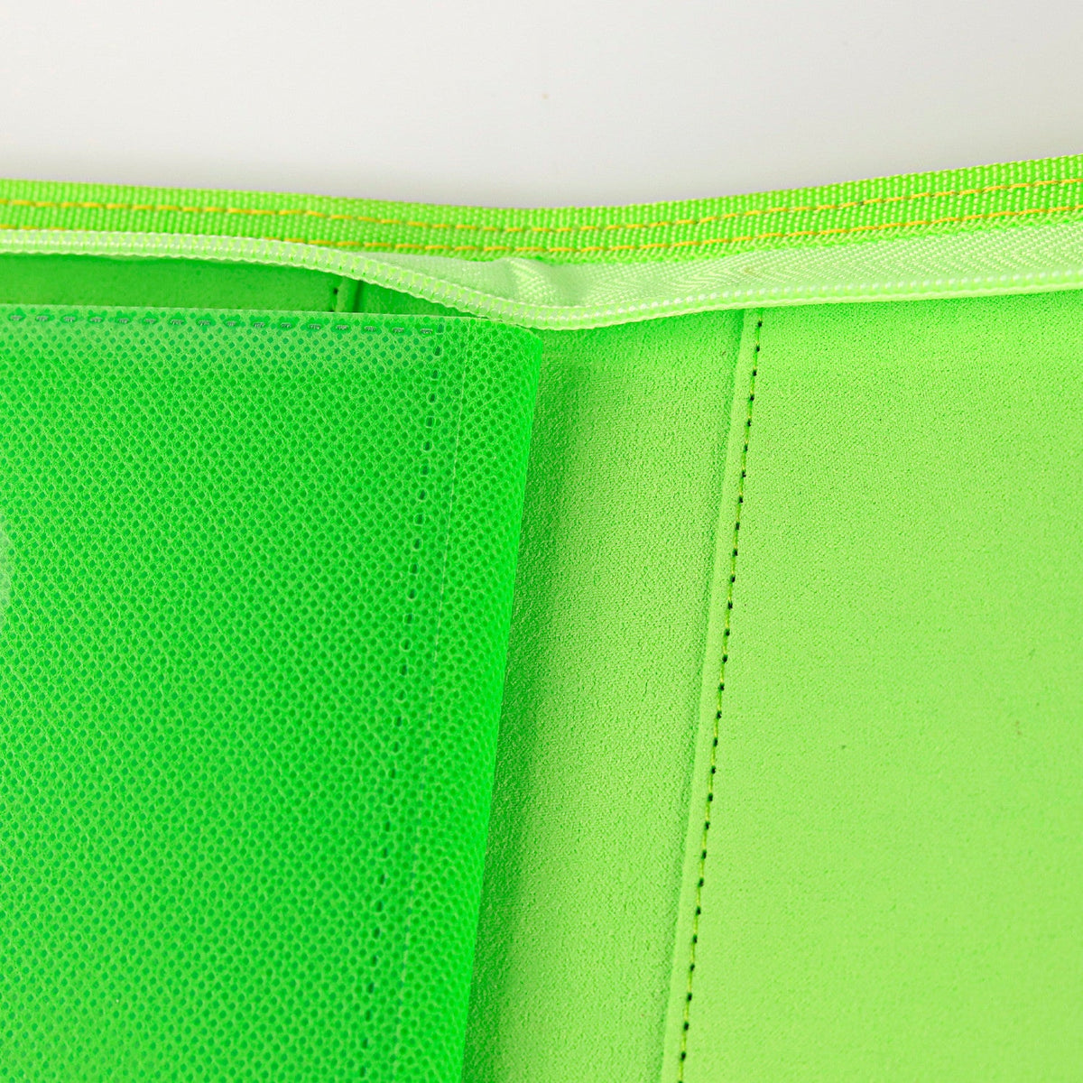 9-Pocket PU Card Binder Green