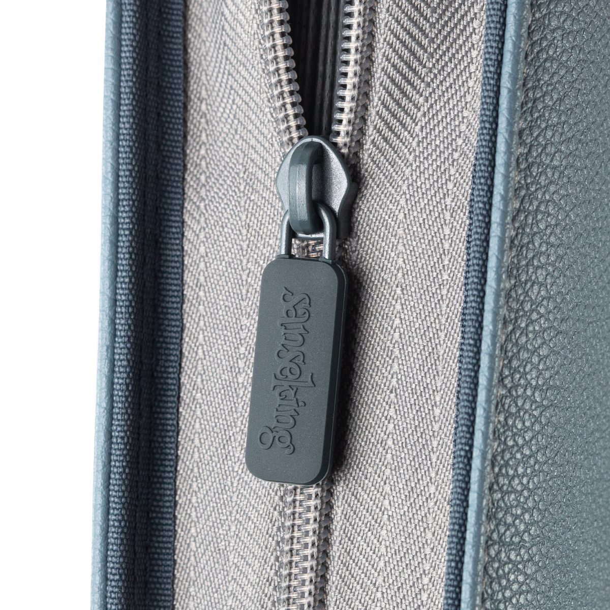 AUREX CR-02 grey card binder zipper detail