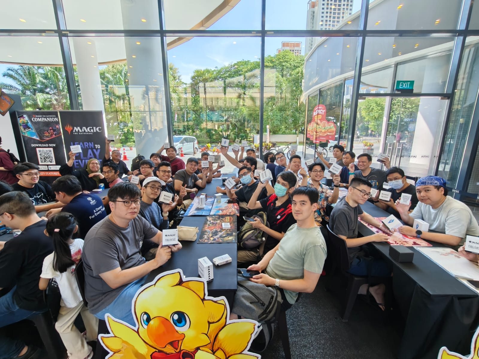 Trading card community gathering with Sanseking products